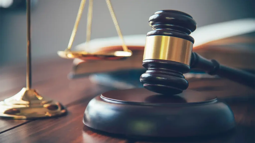 image of a gavel and scale