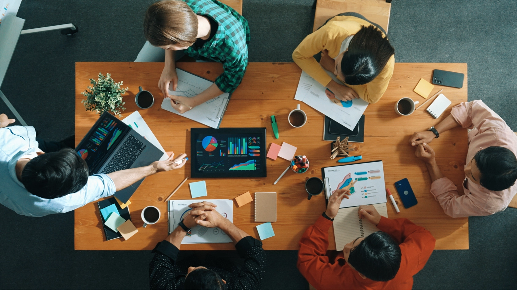 Las cuatro etapas de una planificación eficaz de eventos virtuales